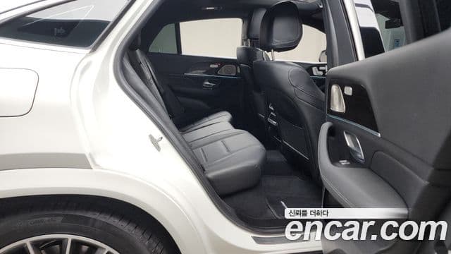 Mercedes-Benz GLE-Class 2023 — ფოტო 12/20
