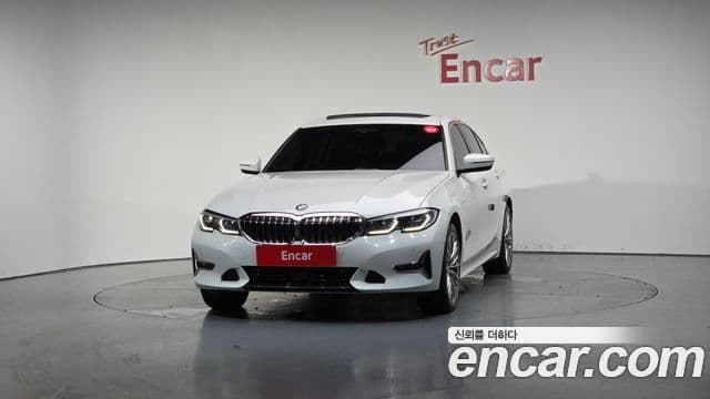 BMW 3 Series 2021 — ფოტო 3/20