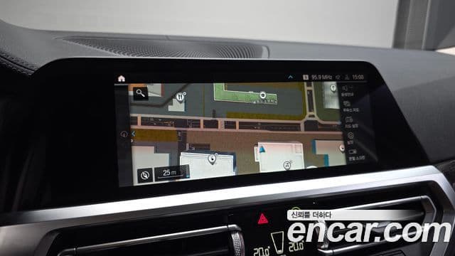 BMW 3 Series 2021 — ფოტო 14/20