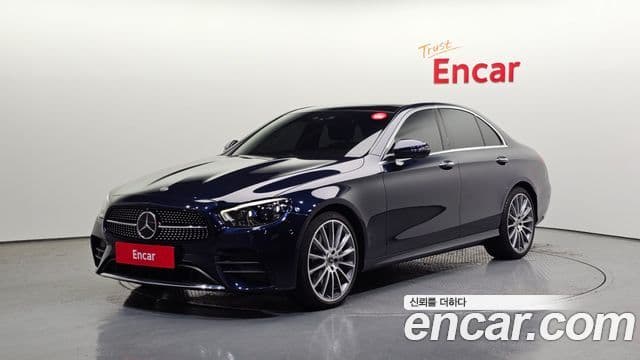 Mercedes-Benz E-Class 2020 — Photo 6/20