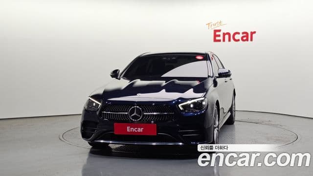 Mercedes-Benz E-Class 2020 — Photo 4/20
