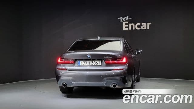 BMW 3 Series 2020 — ფოტო 4/20