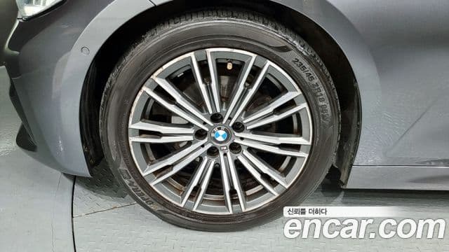 BMW 3 Series 2020 — фото 5 из 20