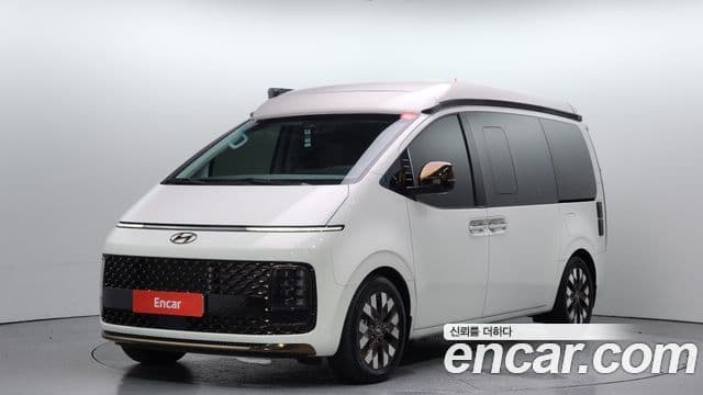 Hyundai Staria 2024 — ფოტო 1/20