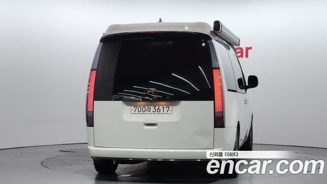 Hyundai Staria 2024 — ფოტო 4/20