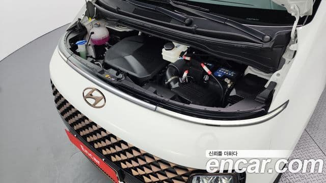Hyundai Staria 2024 — ფოტო 6/20