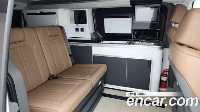 Hyundai Staria 2024 — ფოტო 16/20