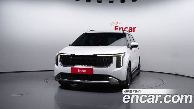 Kia Carnival 2023 — ფოტო 9/20
