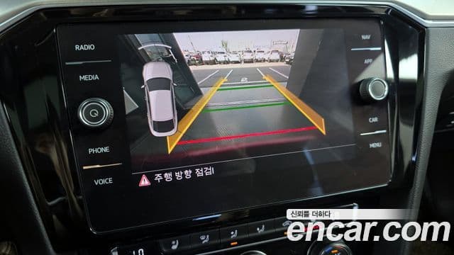 Volkswagen Arteon 2018 — ფოტო 14/20