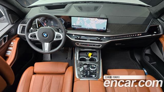 BMW X7 2025 — Фото 7/20