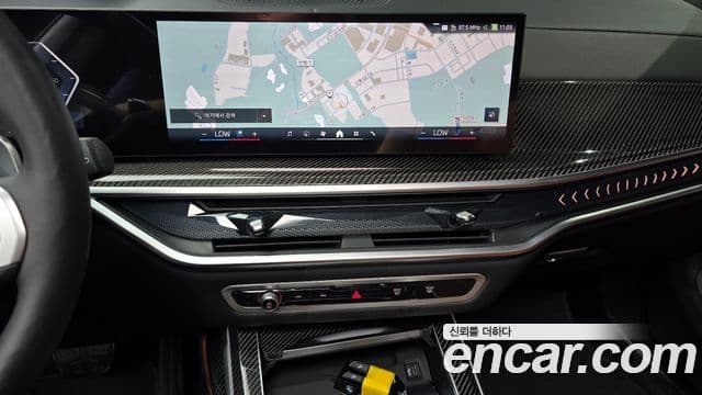 BMW X7 2025 — Фото 16/20