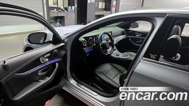 Mercedes-Benz E-Class 2021 — Şəkil 10/20