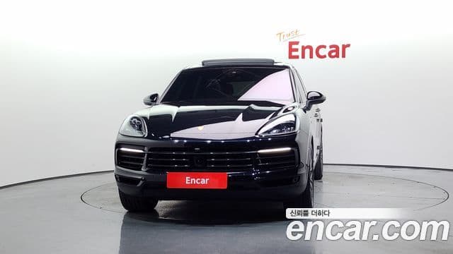 Porsche Cayenne 2019 — Фото 3/20