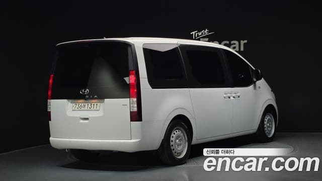 Hyundai Staria 2022 — Şəkil 1/20
