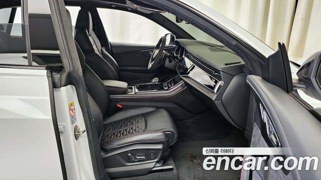 Audi RSQ8 2021 — ფოტო 4/20
