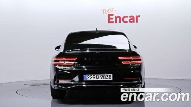 Genesis Electrified G80 2024 — ფოტო 4/20
