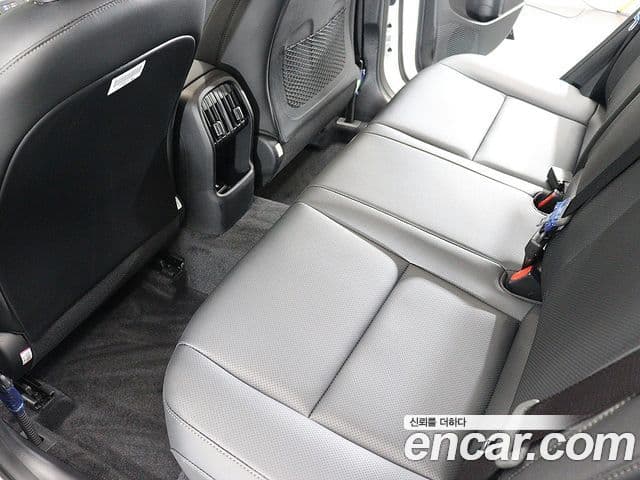 Hyundai Kona 2025 — Şəkil 16/20