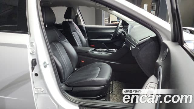 Hyundai Sonata 2020 — Фото 11/20