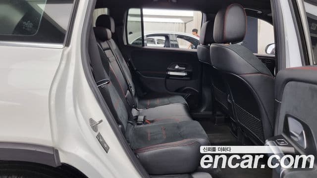 Mercedes-Benz GLB-Class 2021 — ფოტო 12/20
