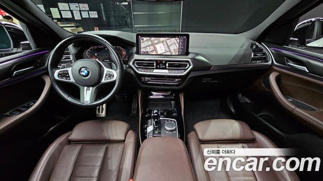 BMW X4 2023 — Фото 10/20