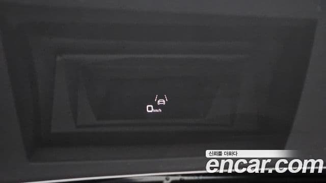 Audi A7 2021 — ფოტო 16/20