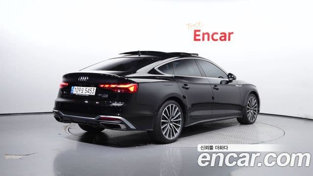 Audi A5 2023 — ფოტო 8/20