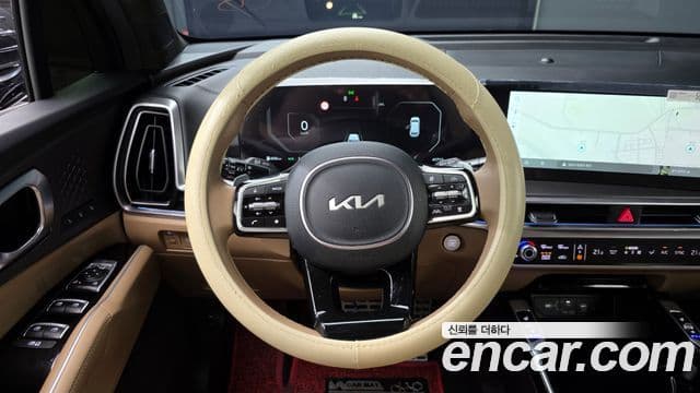 Kia Sorento 2023 — ფოტო 13/20