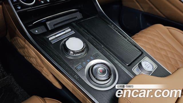 Genesis GV80 2023 — ფოტო 8/20
