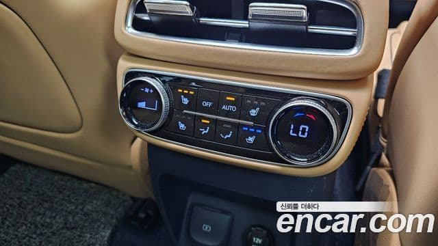 Genesis GV80 2023 — ფოტო 19/20