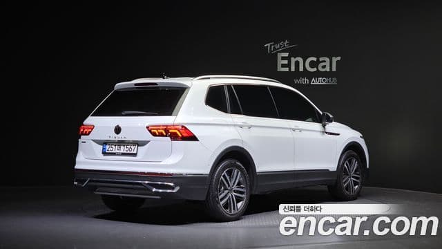 Volkswagen Tiguan Allspace 2022 — ფოტო 2/20