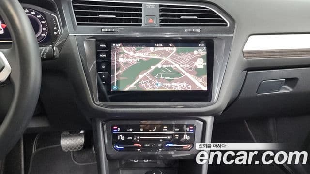 Volkswagen Tiguan Allspace 2022 — ფოტო 14/20