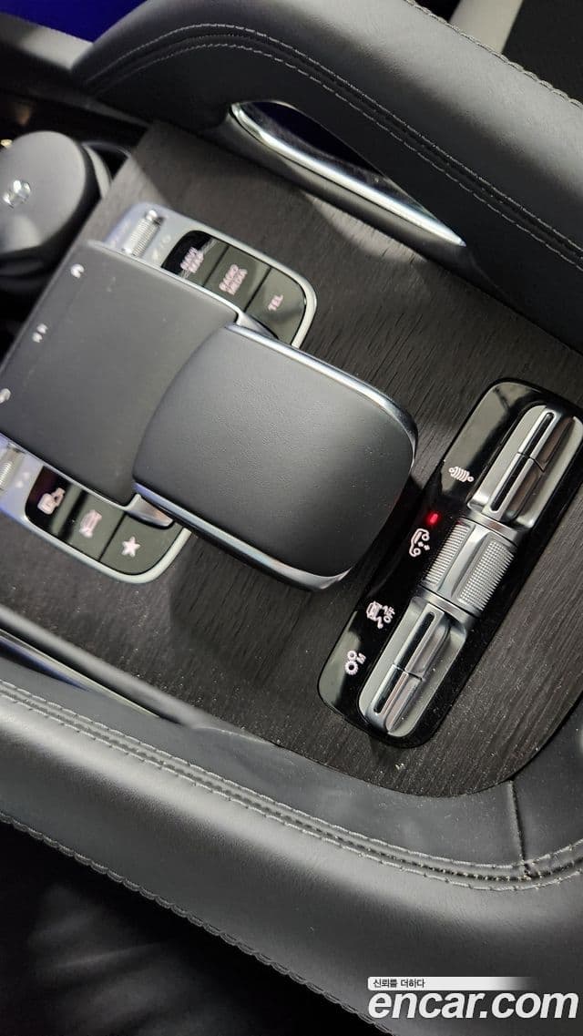 Mercedes-Benz GLE-Class 2020 — ფოტო 12/19