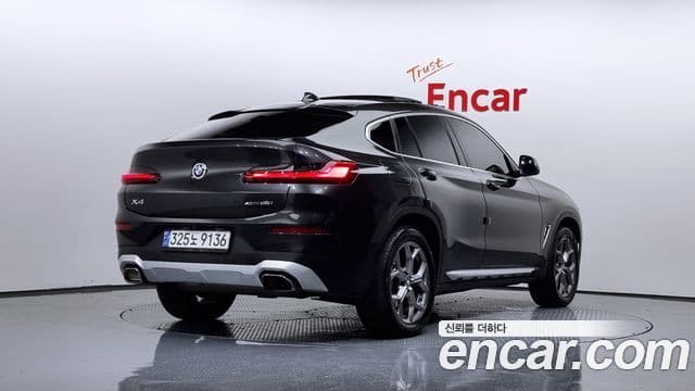 BMW X4 2023 — ფოტო 5/20