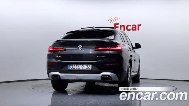 BMW X4 2023 — ფოტო 14/20