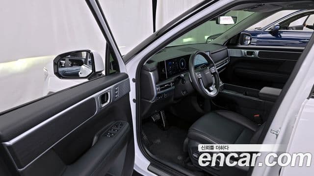 Hyundai Santa Fe 2023 — Фото 10/20