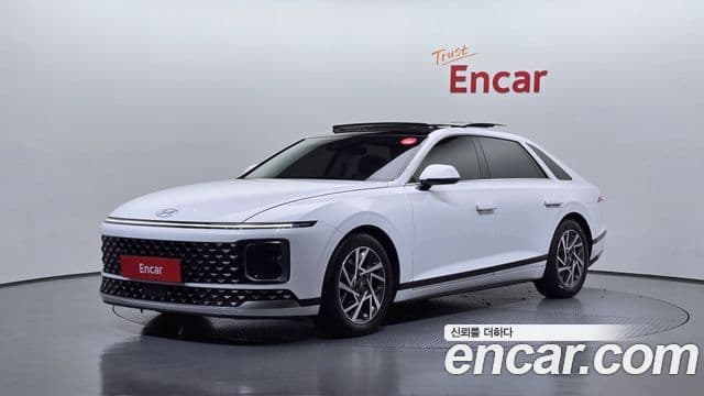 Hyundai Grandeur 2023 — ფოტო 1/20