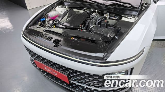Hyundai Grandeur 2023 — ფოტო 6/20