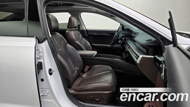 Hyundai Grandeur 2023 — ფოტო 10/20
