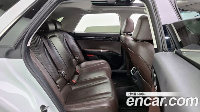 Hyundai Grandeur 2023 — ფოტო 12/20