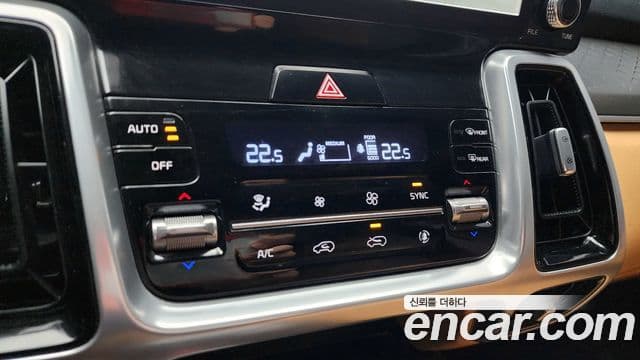 Kia Sorento 2021 — Photo 16/20