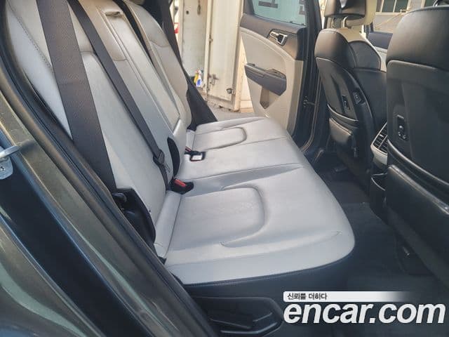 Kia Sportage 2022 — Photo 19/20