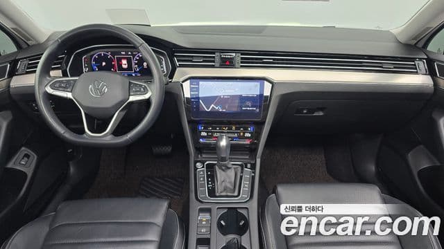 Volkswagen Passat GT 2021 — Şəkil 18/20