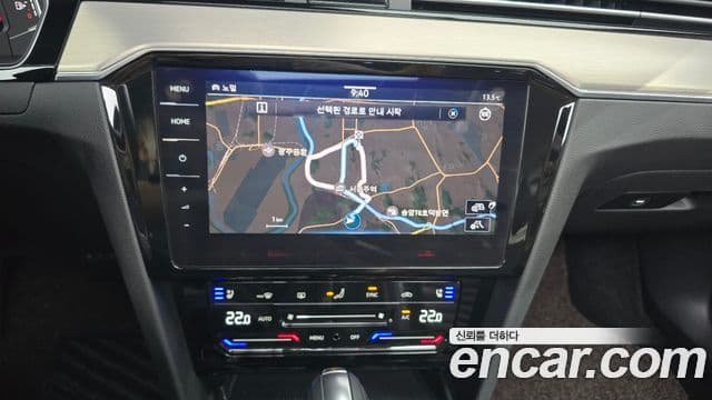 Volkswagen Passat GT 2021 — Şəkil 10/20