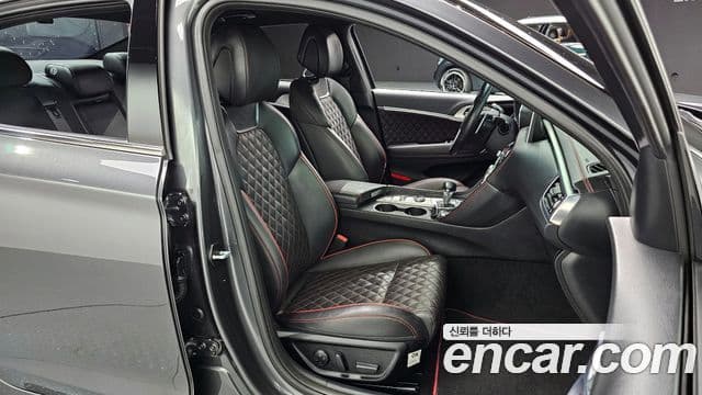 Genesis G70 2018 — Фото 10/20