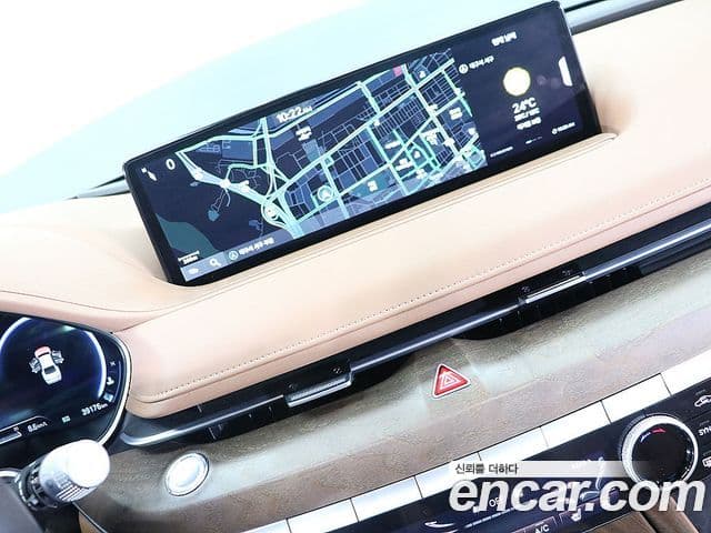 Genesis G80 2022 — Photo 17/20