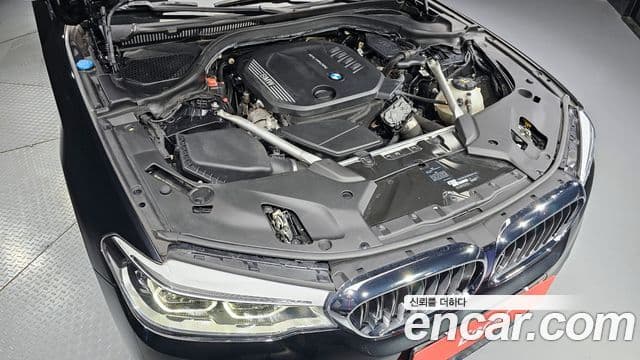 BMW 5 Series 2020 — Şəkil 12/20
