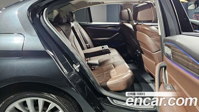 BMW 5 Series 2020 — Şəkil 6/20