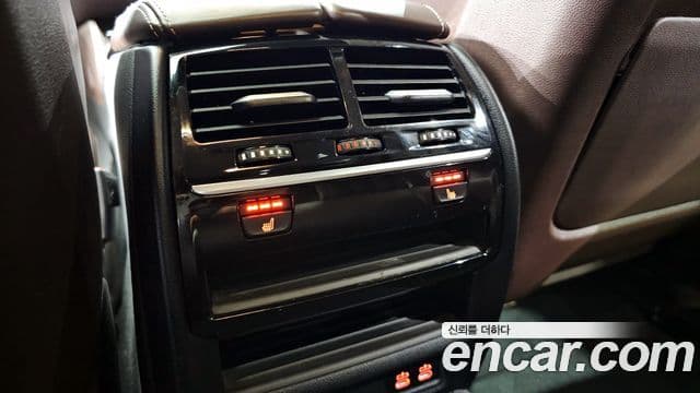 BMW 5 Series 2020 — Şəkil 19/20