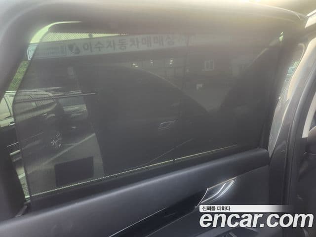 Genesis GV80 2020 — ფოტო 15/20