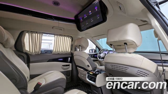 Kia Carnival 2022 — Фото 12/20